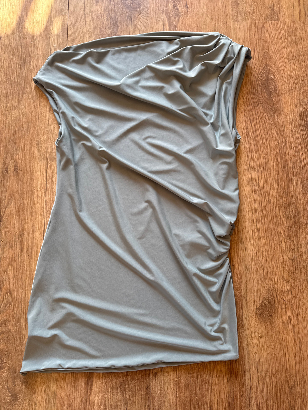 Aysemetric Lounge Top