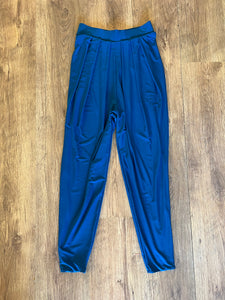 Cigarette Trouser
