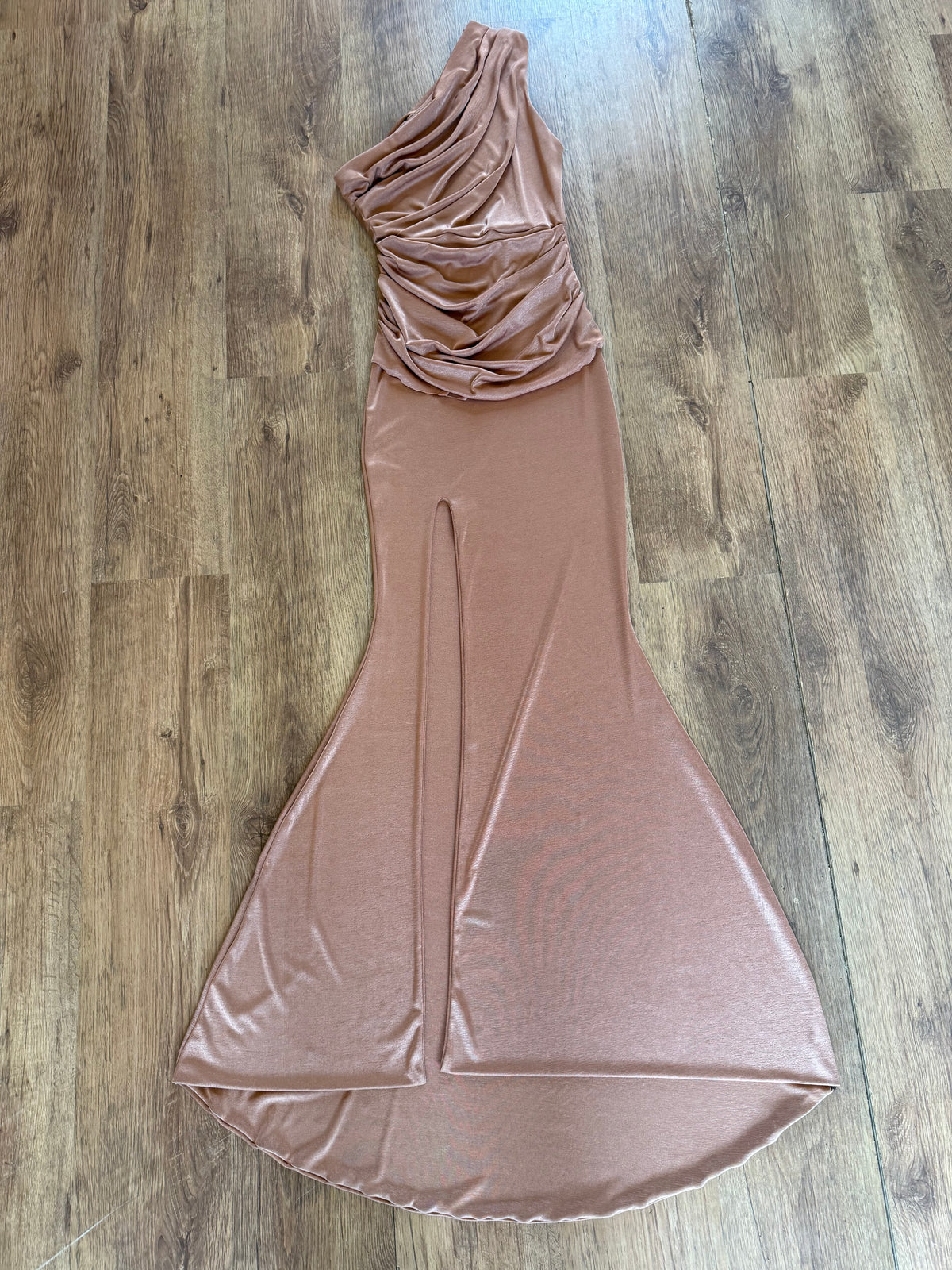 Luxury Pleated One Shoulder Fishtail Dress