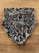 Load image into Gallery viewer, High waisted Bikini Bottoms
