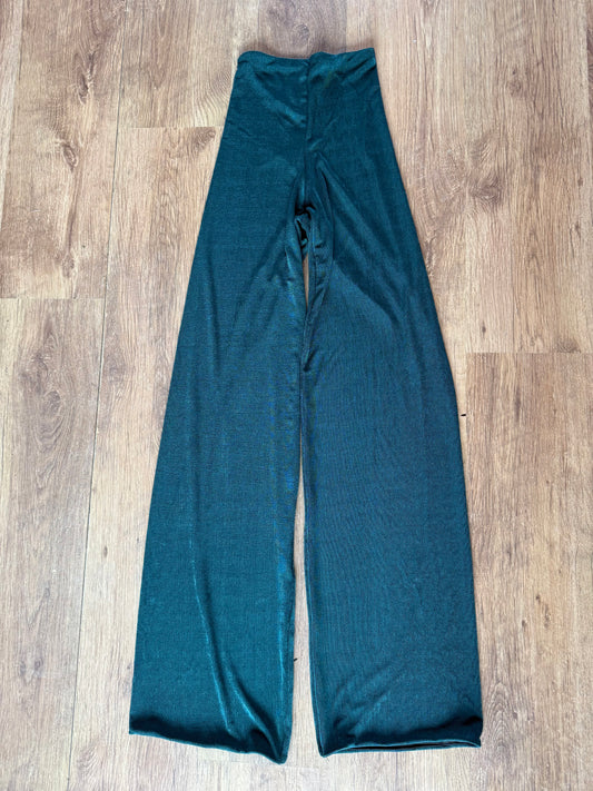 Straight Leg Trouser and matching Sweetheart off the shoulder crop top