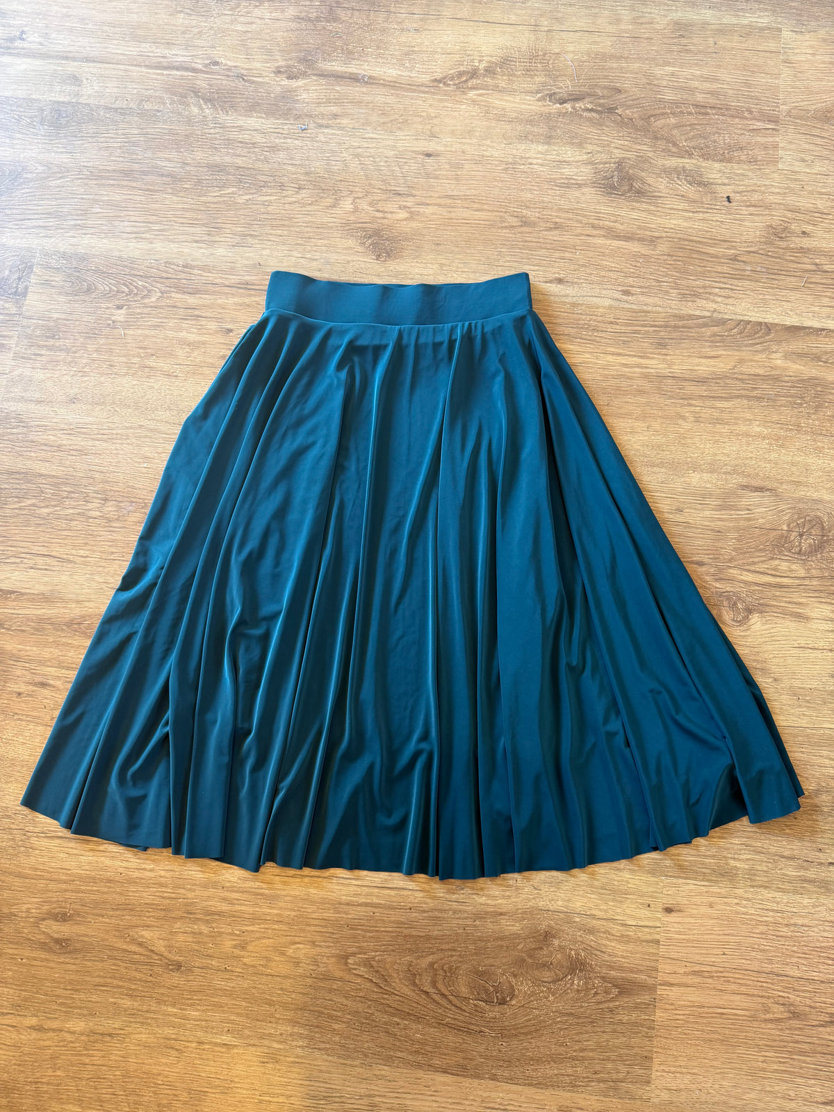 Knee length floaty skirt