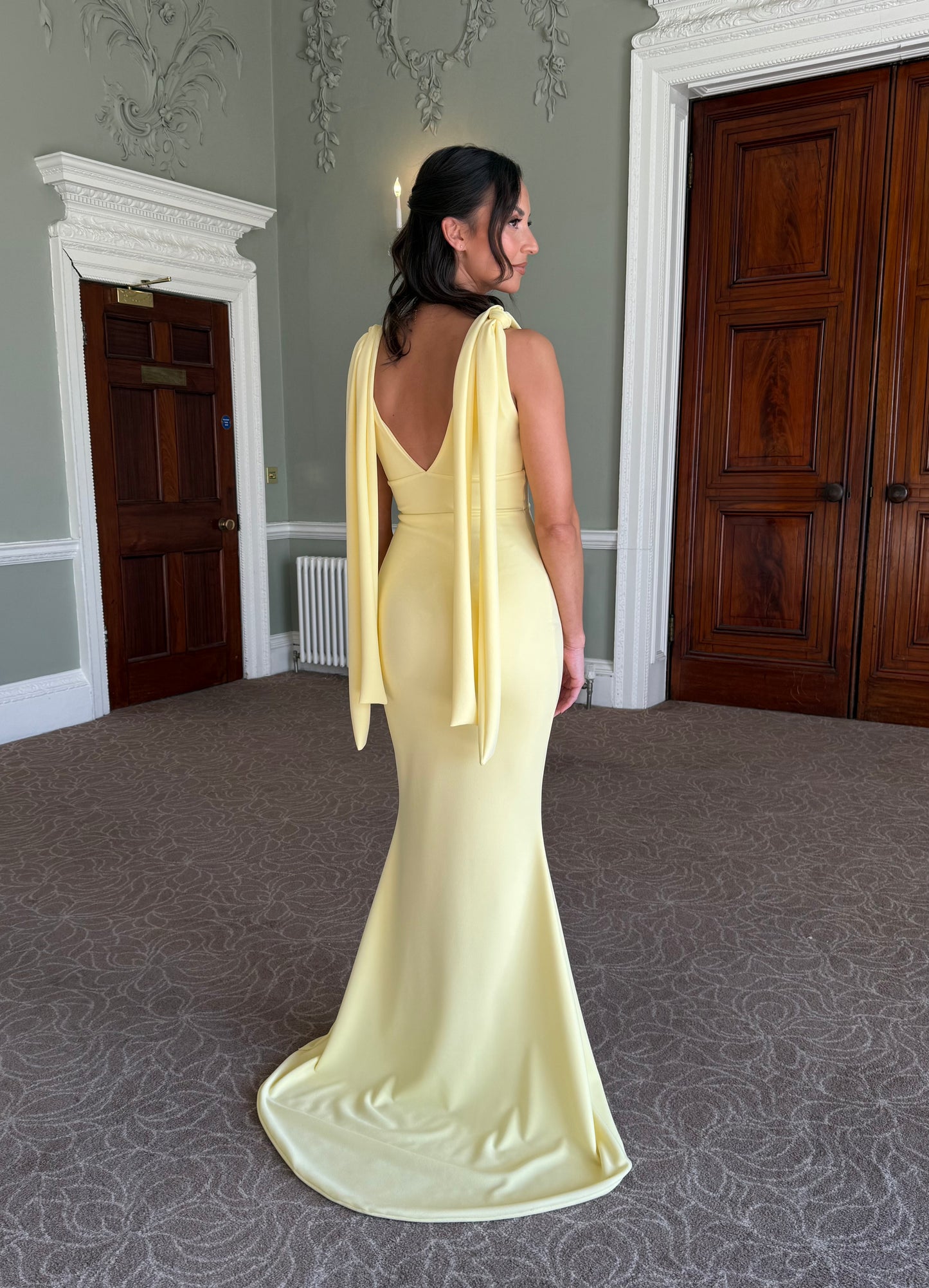 The Scuba Crepe V-Neck Fishtail